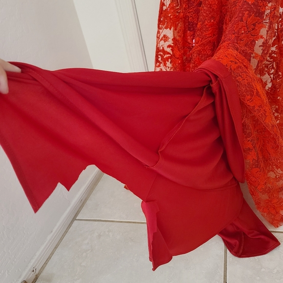 Mac Duggal | 12406 Corset Lace Floral Embroidered Gown Red Size 2 New with Flaws - Picture 12 of 14